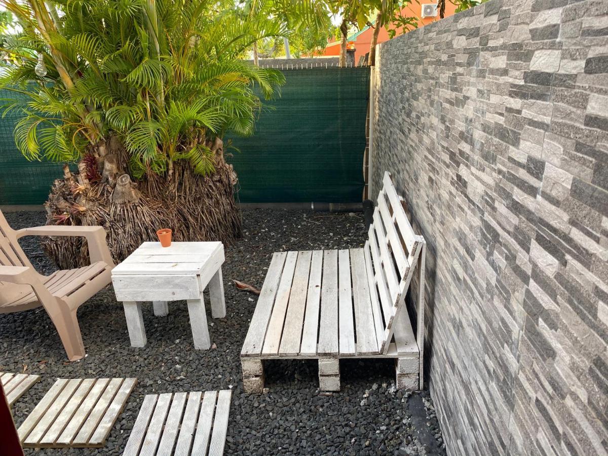 Petit Chalet Baie-Mahault Exterior foto